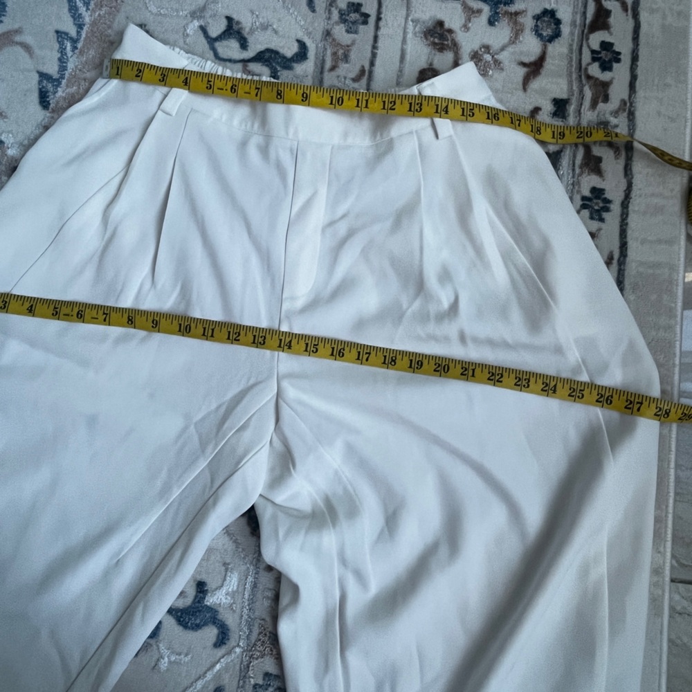 Halara mid rise Elegant White Women's Pants with pockets size Large - Picture 13 of 14